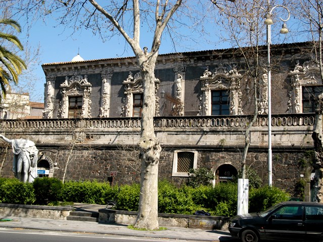 Palazzo Biscari 2.jpg